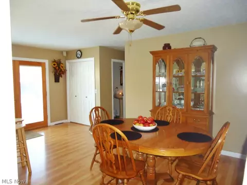 321 Hamilton Cir, Elyria, OH 44035 photo 6