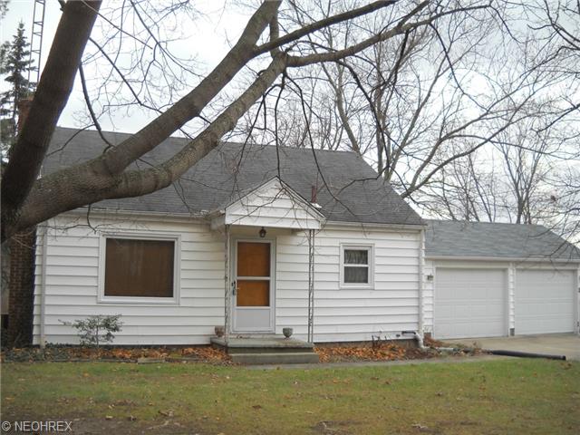 4110 Richville Dr SW, Canton, OH 44706 photo 1