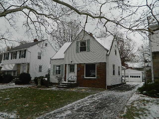 165 E 213th St, Euclid, OH 44123 photo 1