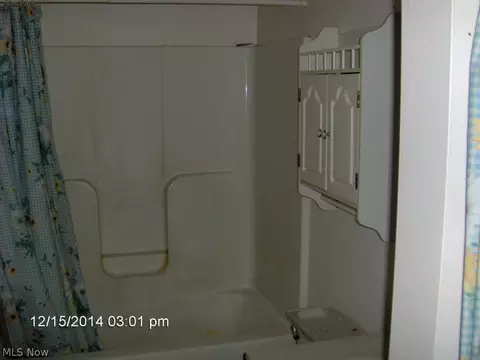 9941 Green Dr, Windham, OH 44288 photo 7