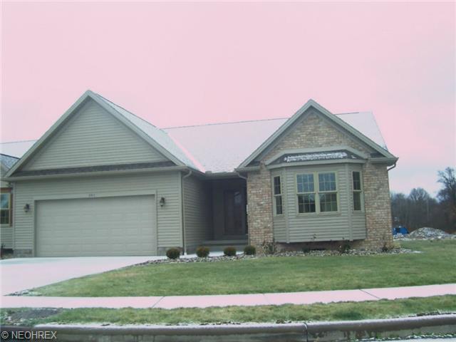 951 Park Pl, Niles, OH 44446 photo 1