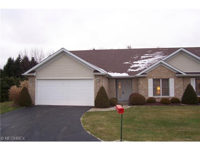 7739 Crimson Trl #a, Youngstown, OH 44512 photo 1
