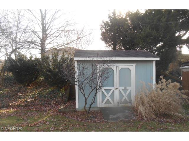 9259 Boundary Ln, Parma, OH 44130 photo 4