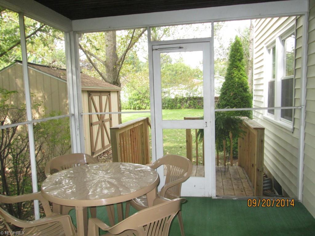 972 Valley Blvd, Elyria, OH 44035 photo 17