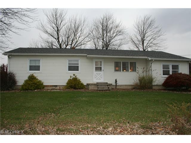 1344 Greenfield Dr, Willard, OH 44890 photo 1