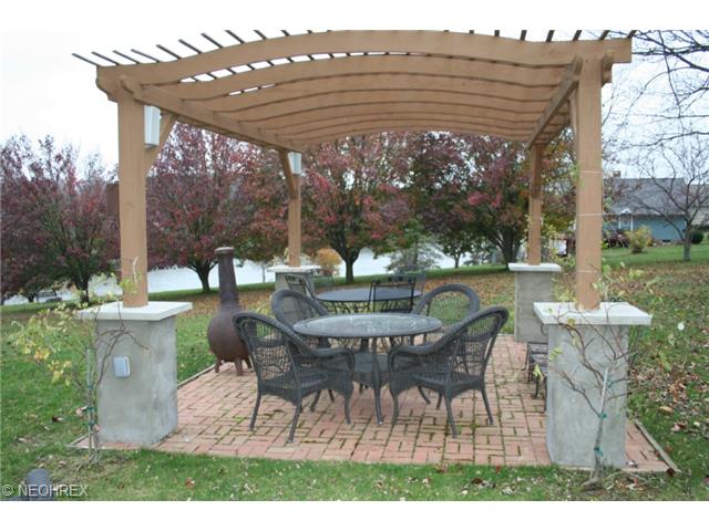 1344 Greenfield Dr, Willard, OH 44890 photo 6