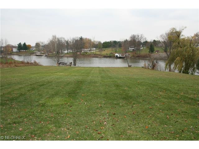 1344 Greenfield Dr, Willard, OH 44890 photo 7