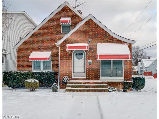 301 E 211th St, Euclid, OH 44123 photo 1