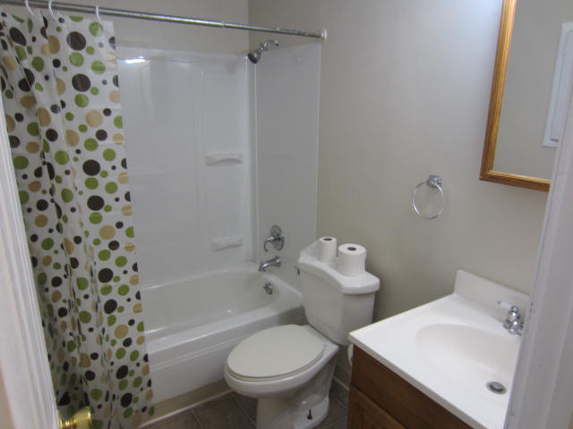 730 Baldwin Ave, Elyria, OH 44035 photo 11