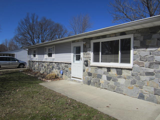 730 Baldwin Ave, Elyria, OH 44035 photo 2