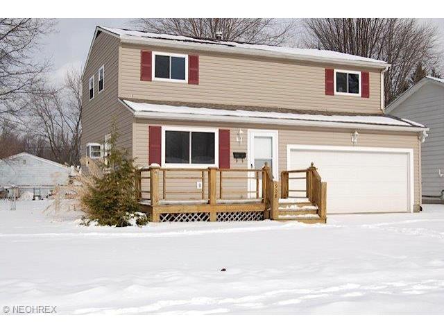 908 Delaware Ave, Elyria, OH 44035 photo 1