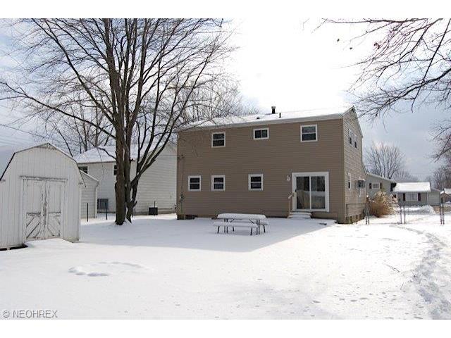 908 Delaware Ave, Elyria, OH 44035 photo 14