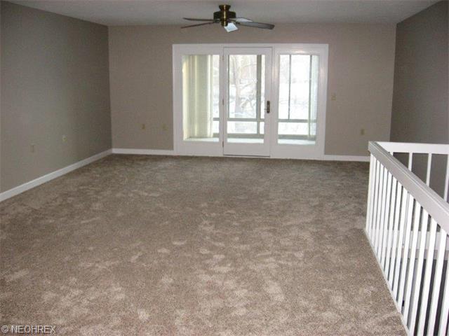 718 Elizabeth Dr, Huron, OH 44839 photo 4