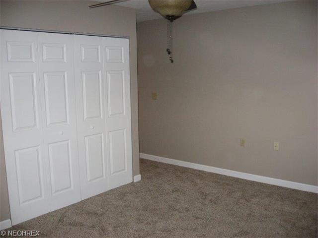 718 Elizabeth Dr, Huron, OH 44839 photo 9