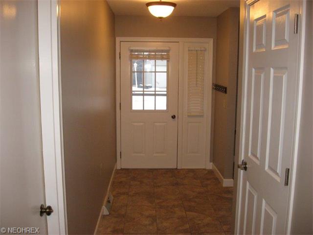 718 Elizabeth Dr, Huron, OH 44839 photo 10