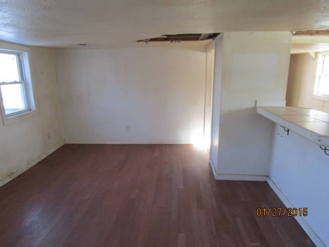 5374 Globe Ave, Lorain, OH 44055 photo 8