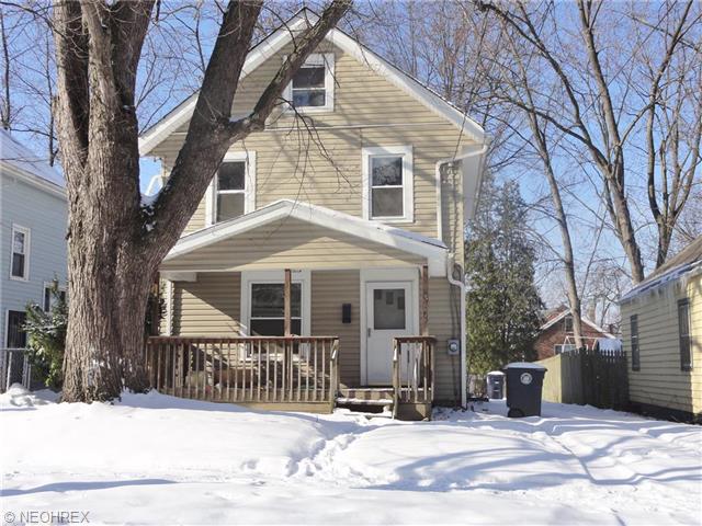 360 Noah Ave, Akron, OH 44320 photo 1