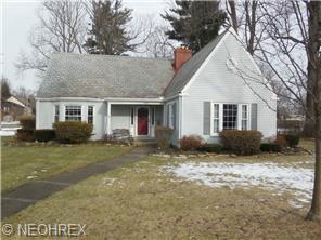 403 E 12th St, Dover, OH 44622 photo 1
