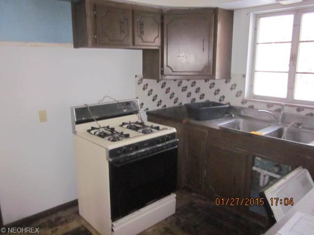 4071 E Sprague Rd, Seven Hills, OH 44131 photo 8