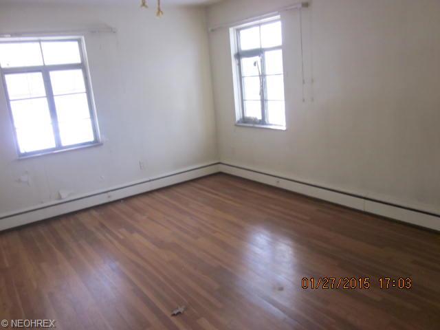 4071 E Sprague Rd, Seven Hills, OH 44131 photo 5
