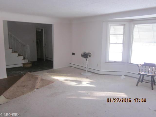 4071 E Sprague Rd, Seven Hills, OH 44131 photo 7