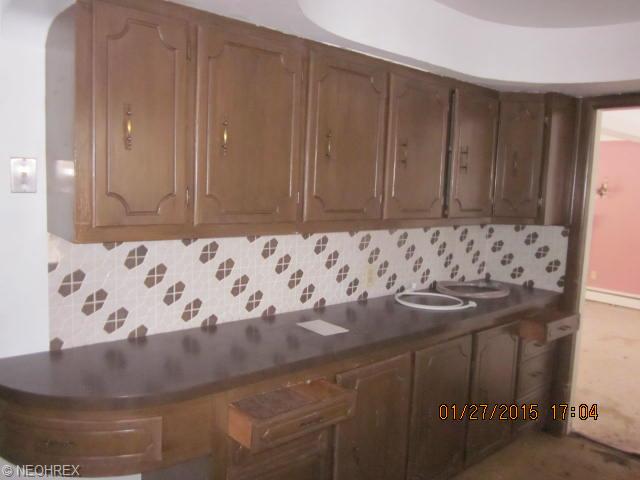 4071 E Sprague Rd, Seven Hills, OH 44131 photo 9