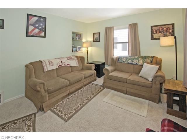 622 Cornell Ave, Elyria, OH 44035 photo 5