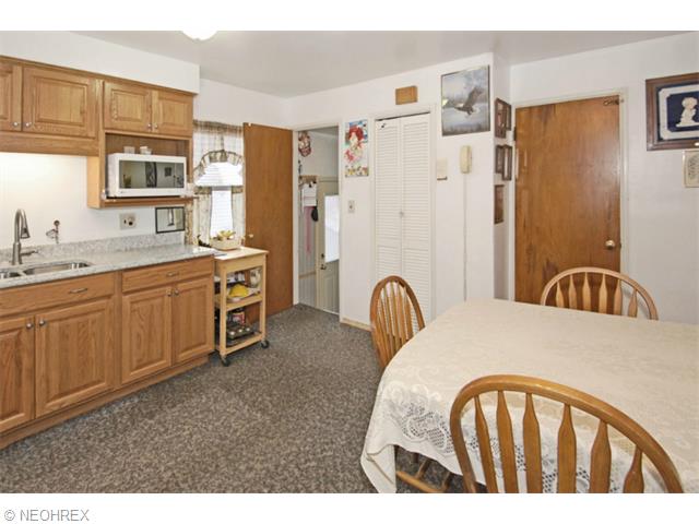622 Cornell Ave, Elyria, OH 44035 photo 8