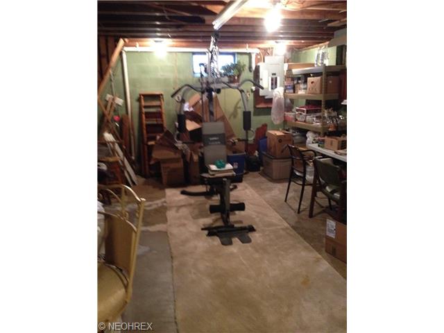 303 Bittersweet Rd, Akron, OH 44333 photo 14