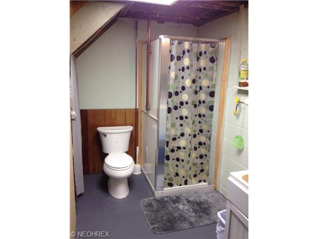 303 Bittersweet Rd, Akron, OH 44333 photo 18