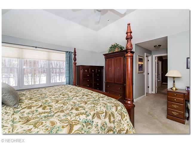 35525 Michael Dr, Solon, OH 44139 photo 16