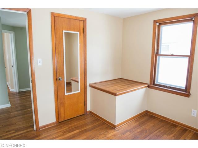 4202 Kenmore, Parma, OH 44134 photo 9