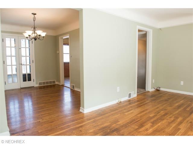 4202 Kenmore, Parma, OH 44134 photo 5