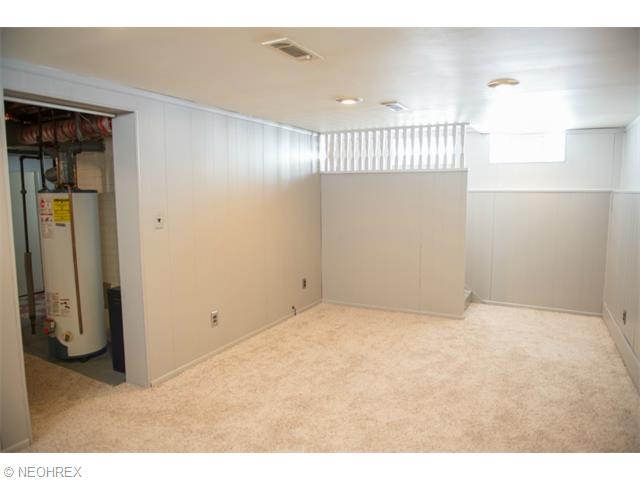 4202 Kenmore, Parma, OH 44134 photo 20