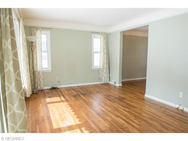 4202 Kenmore, Parma, OH 44134 photo 2