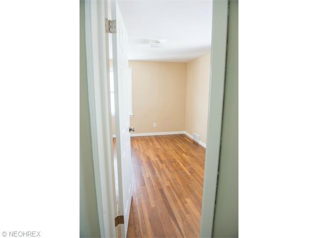 4202 Kenmore, Parma, OH 44134 photo 12