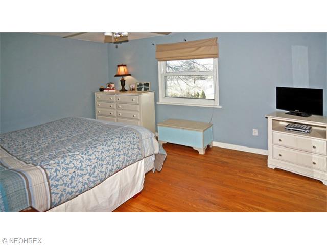 8200 Wright Rd, Broadview Heights, OH 44147 photo 1