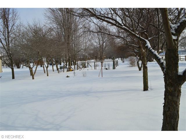 4047 Case Rd, Avon, OH 44011 photo 8