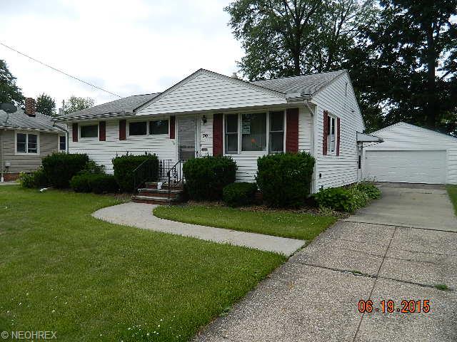 310 Beebe Ave, Elyria, OH 44035 photo 2
