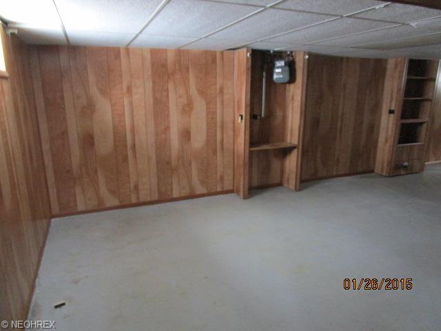 310 Beebe Ave, Elyria, OH 44035 photo 15