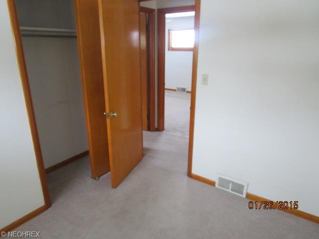 310 Beebe Ave, Elyria, OH 44035 photo 22