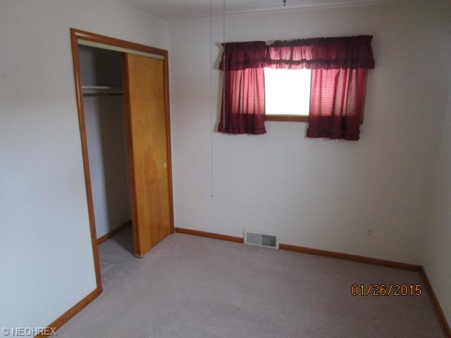 310 Beebe Ave, Elyria, OH 44035 photo 20