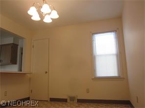 15213 Ramage Ave, Maple Heights, OH 44137 photo 4