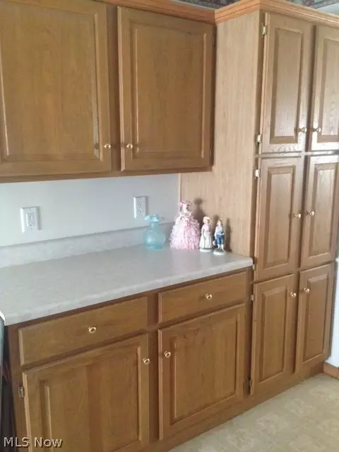 1202 E 17th St, Ashtabula, OH 44004 photo 5