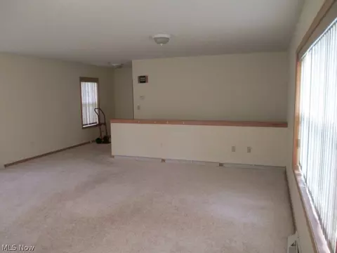 1202 E 17th St, Ashtabula, OH 44004 photo 3