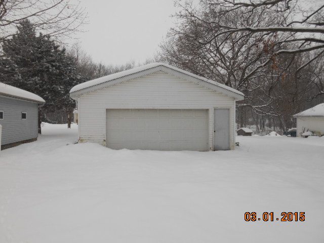 209 E Bergey St, Wadsworth, OH 44281 photo 1