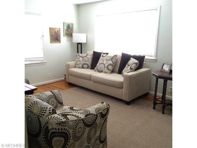 89 Bannock Ave, Akron, OH 44310 photo 2