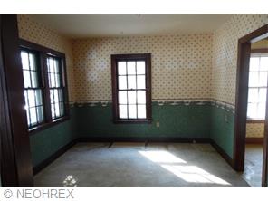 5207 Summer Ave, Ashtabula, OH 44004 photo 3