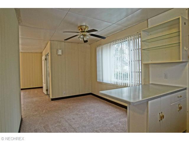 7932 Middlesex Rd, Mentor, OH 44060 photo 3