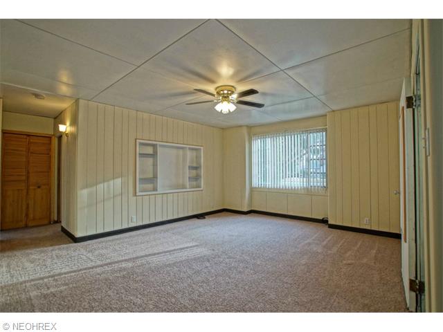 7932 Middlesex Rd, Mentor, OH 44060 photo 2